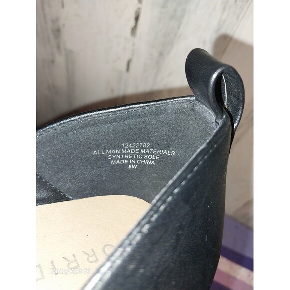 Torrid V Cut Black Ankle Booties Size 8W Faux Leather - Picture 4 of 10